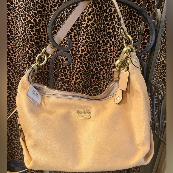NWT Coach Apricot Hailey outlet Hobo Bag - Picture 5 of 8